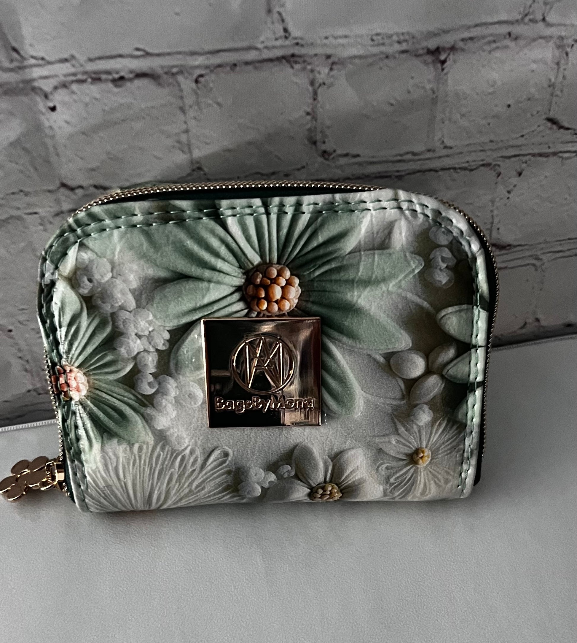 Classic Zip Around Floral 3D Mint small
