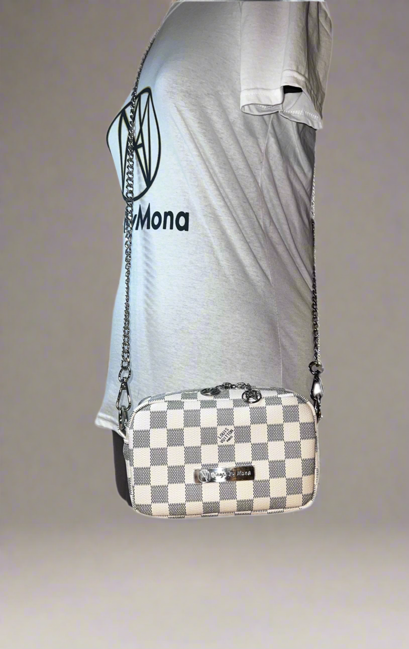 Tiny Cata “V”PRICE REDUCTION crossbody