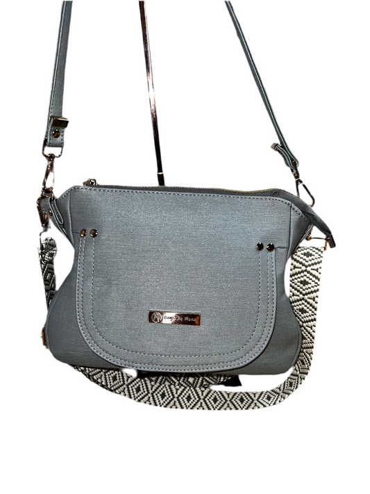 Brightstone SeaFoam includes an accordion wallet