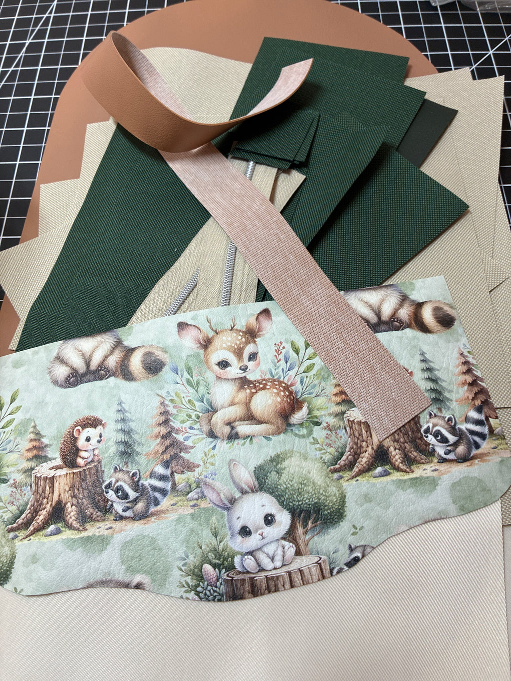 NCW Animals wristlet vinyl flap