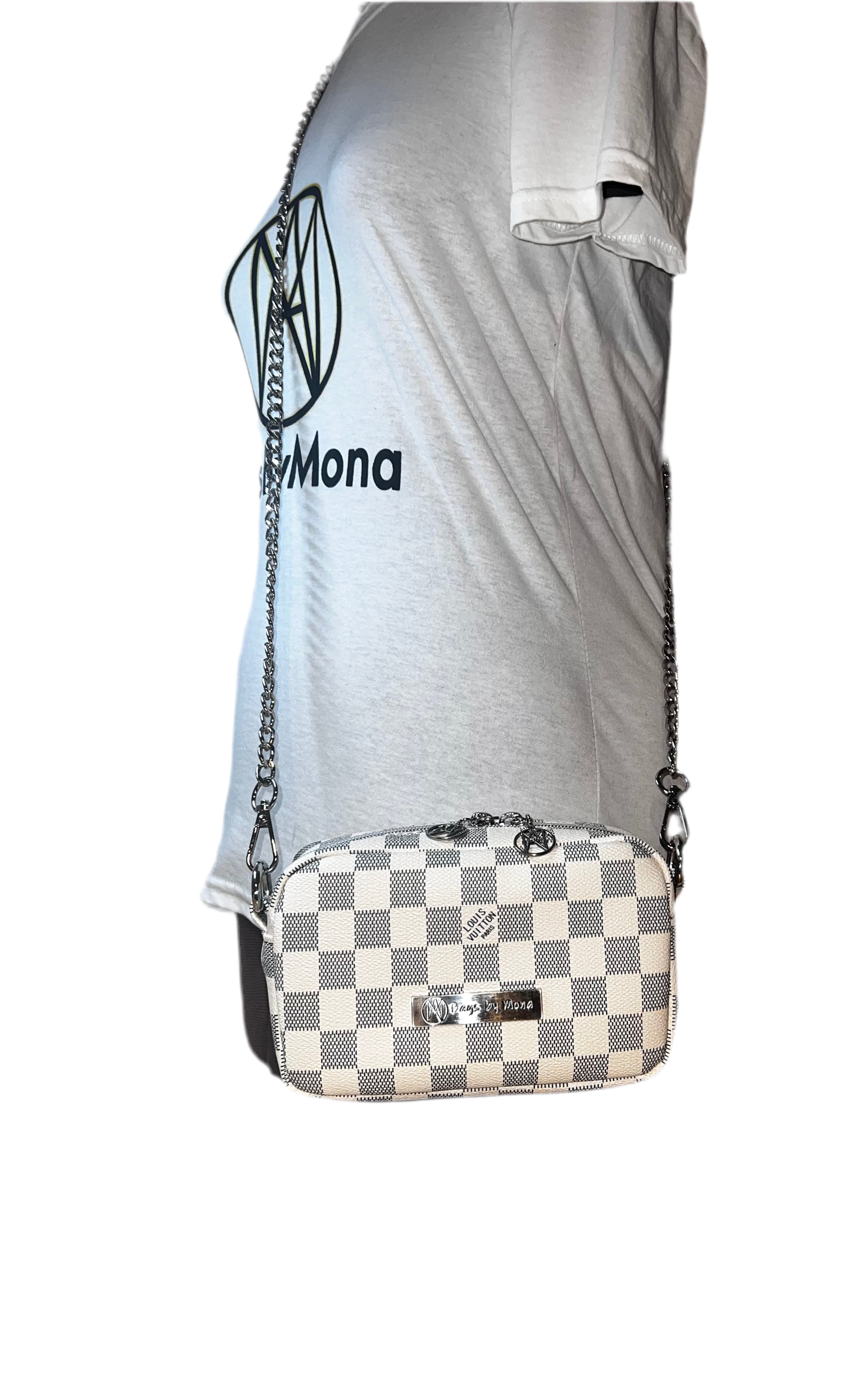 Tiny Cata “V”PRICE REDUCTION crossbody