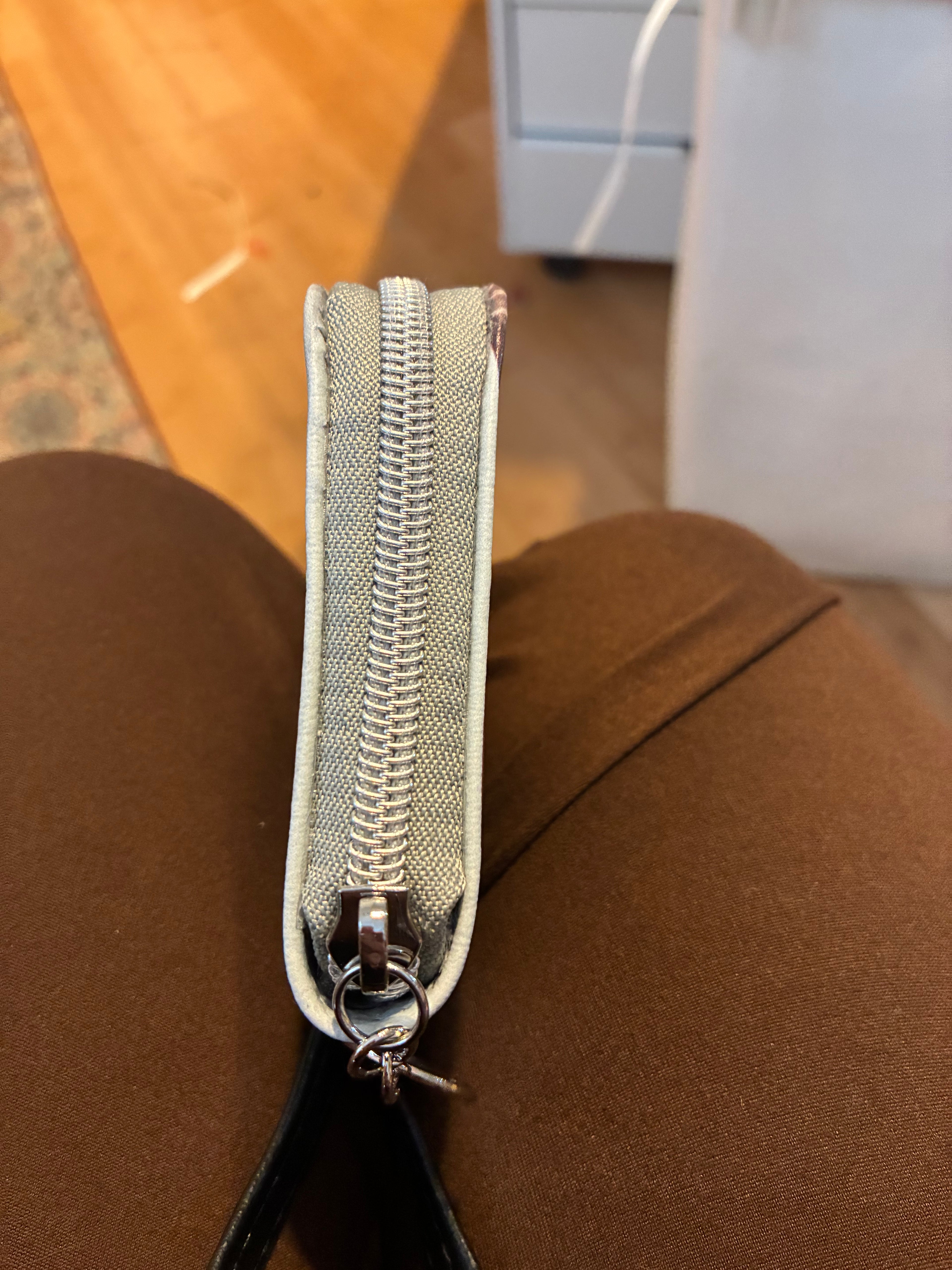 Classic Zip around custom print (custom order with your photo)