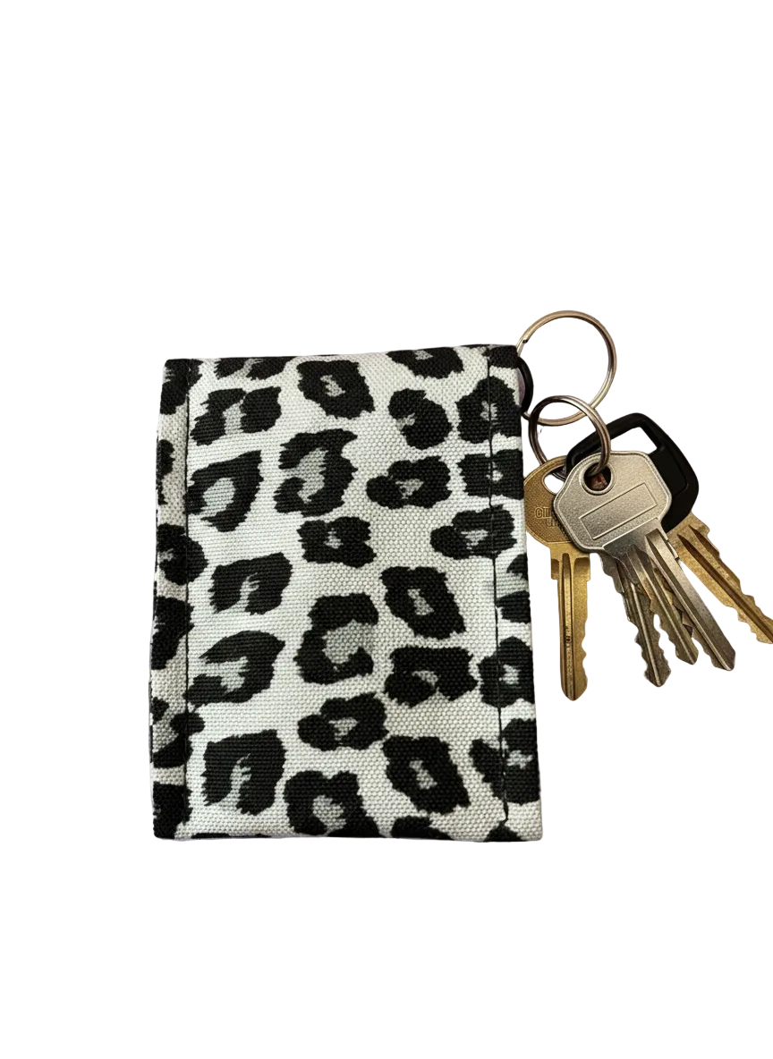 Keychain wallet snow leopard light canvas