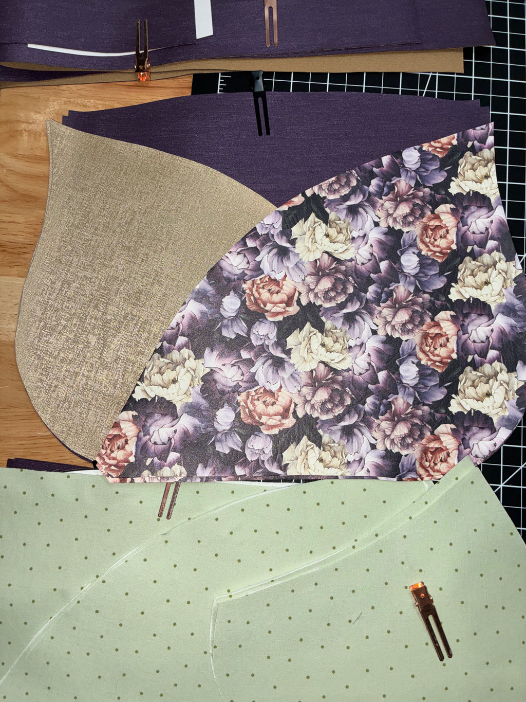 Rev purse purple floral