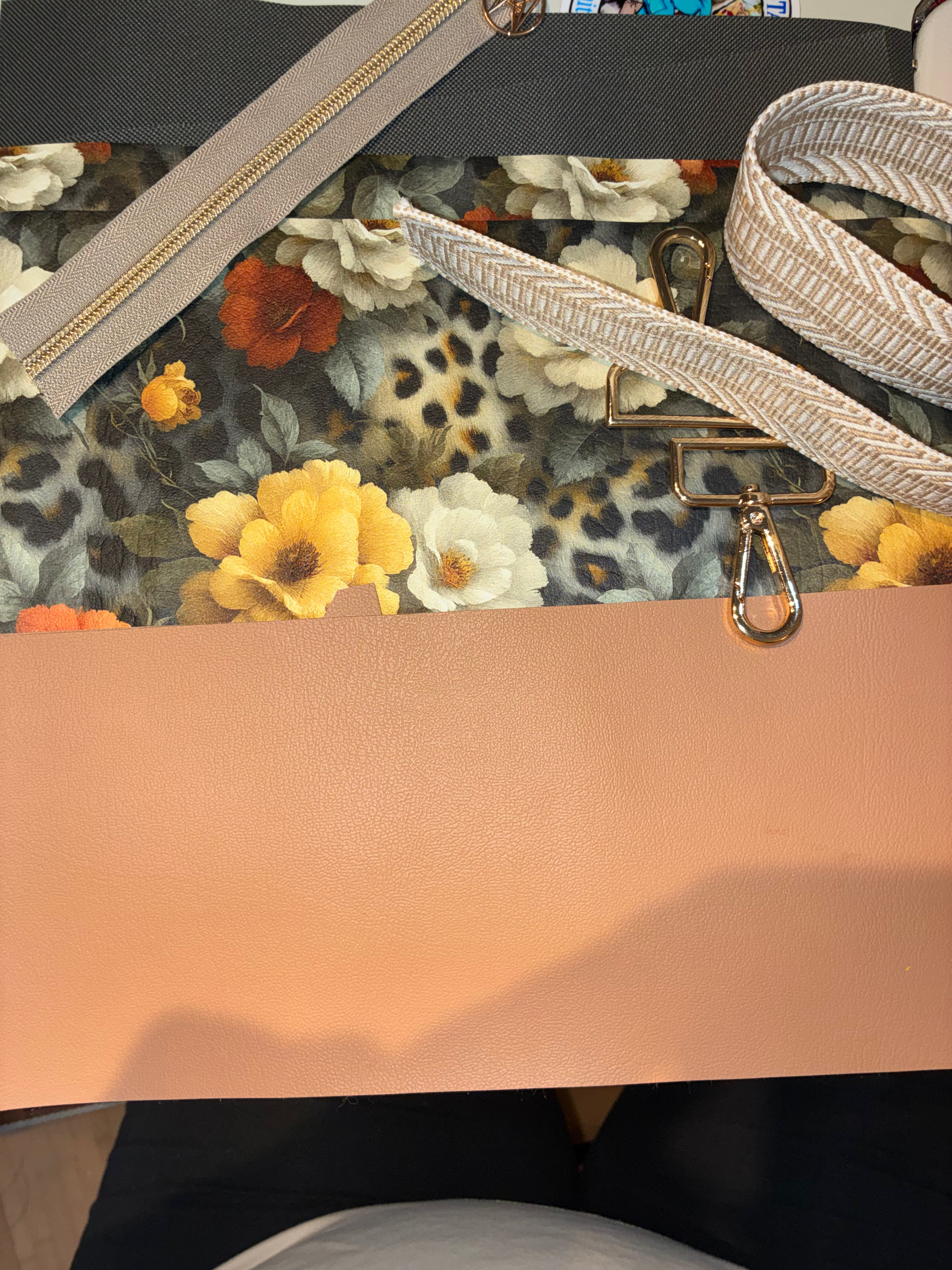Alyssa Carmel Floral Leopard