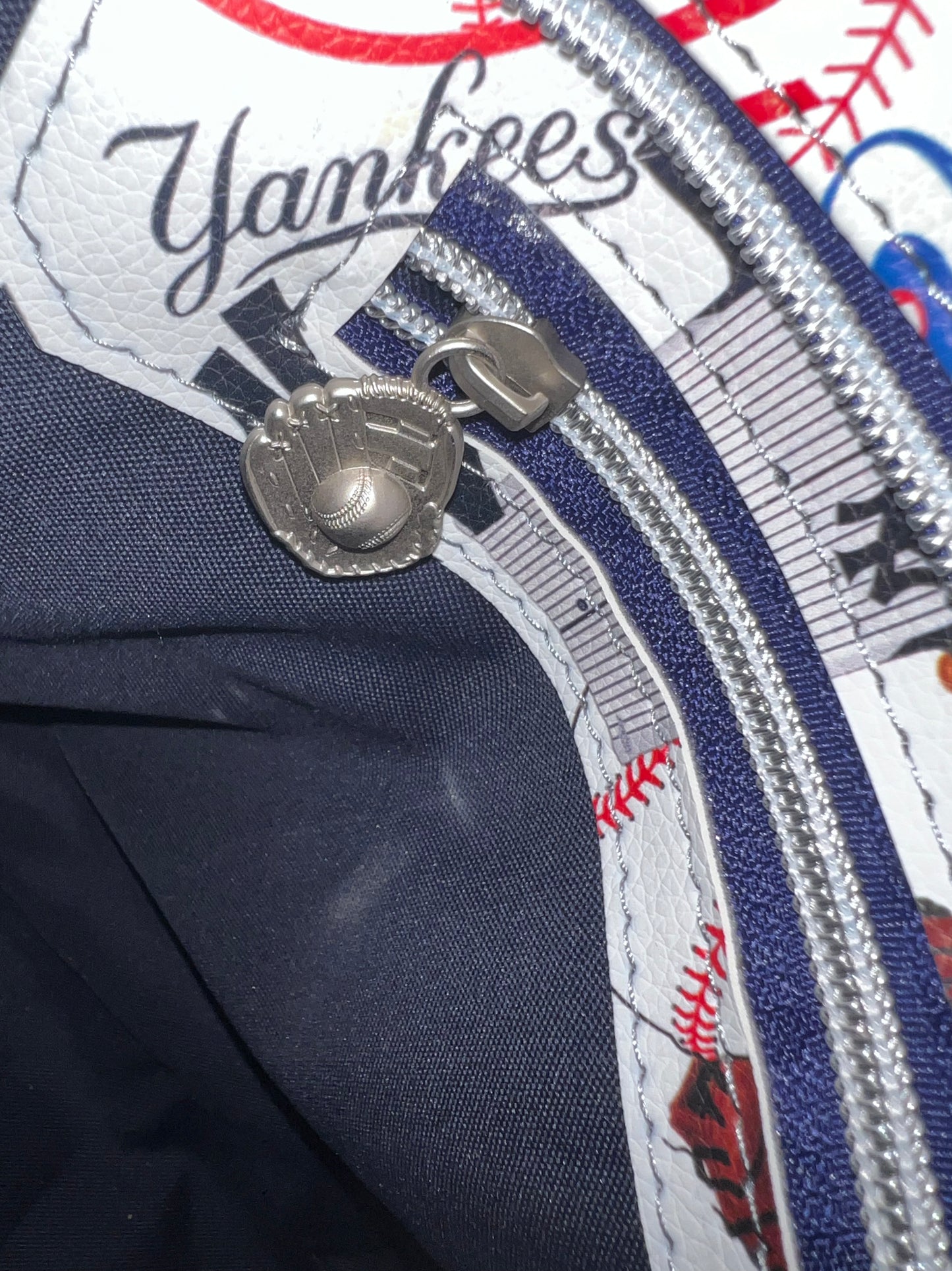Apothecary Yanks Lg purse