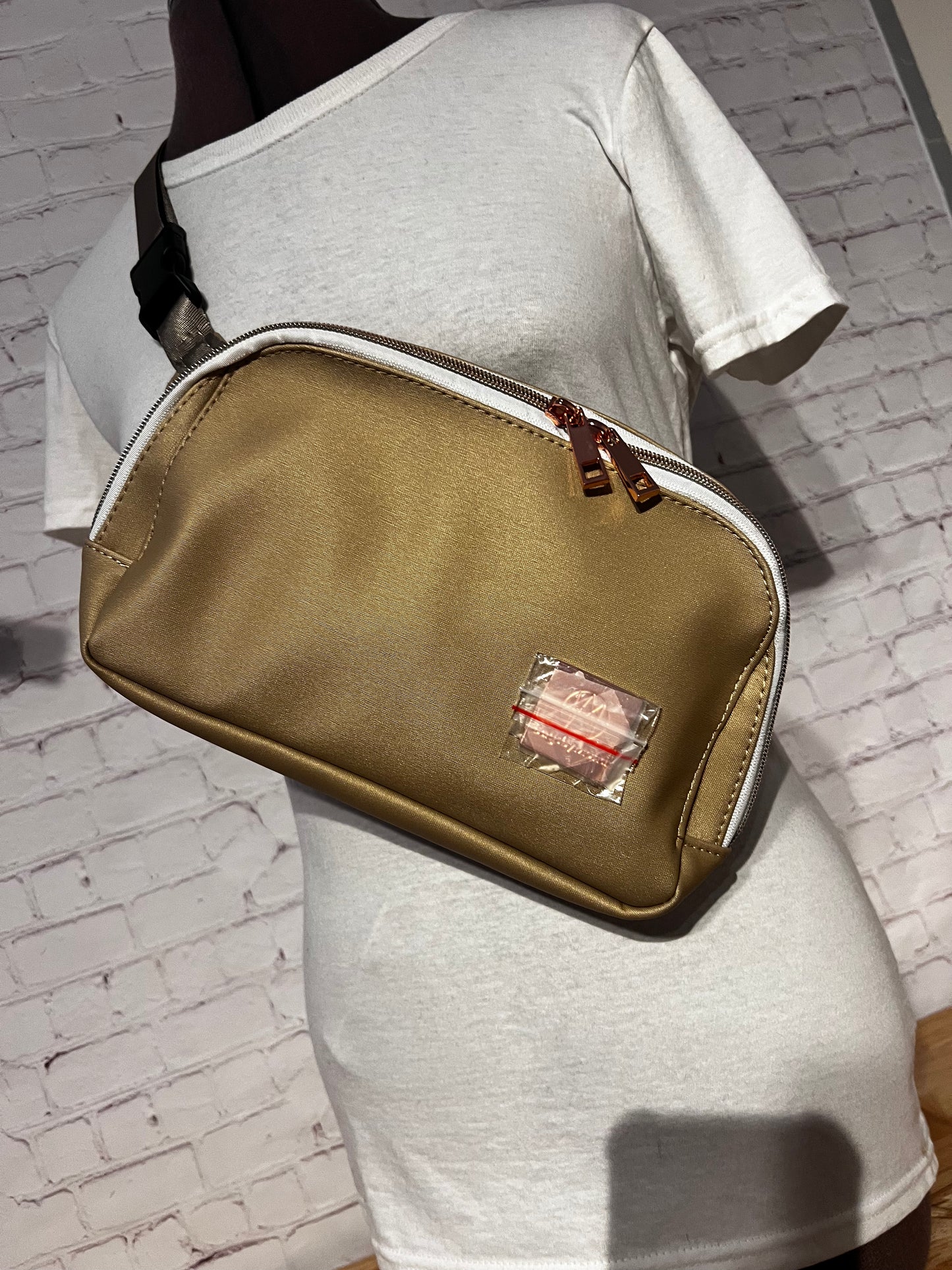 large Louie waist or sling bad  2 colors available use drop down