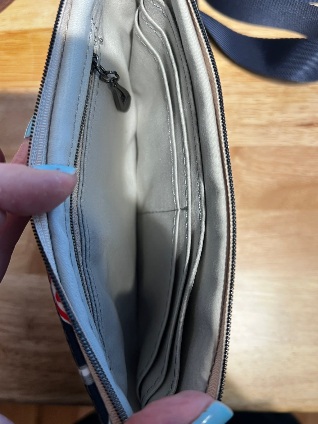 Crossbody Wallet Yank